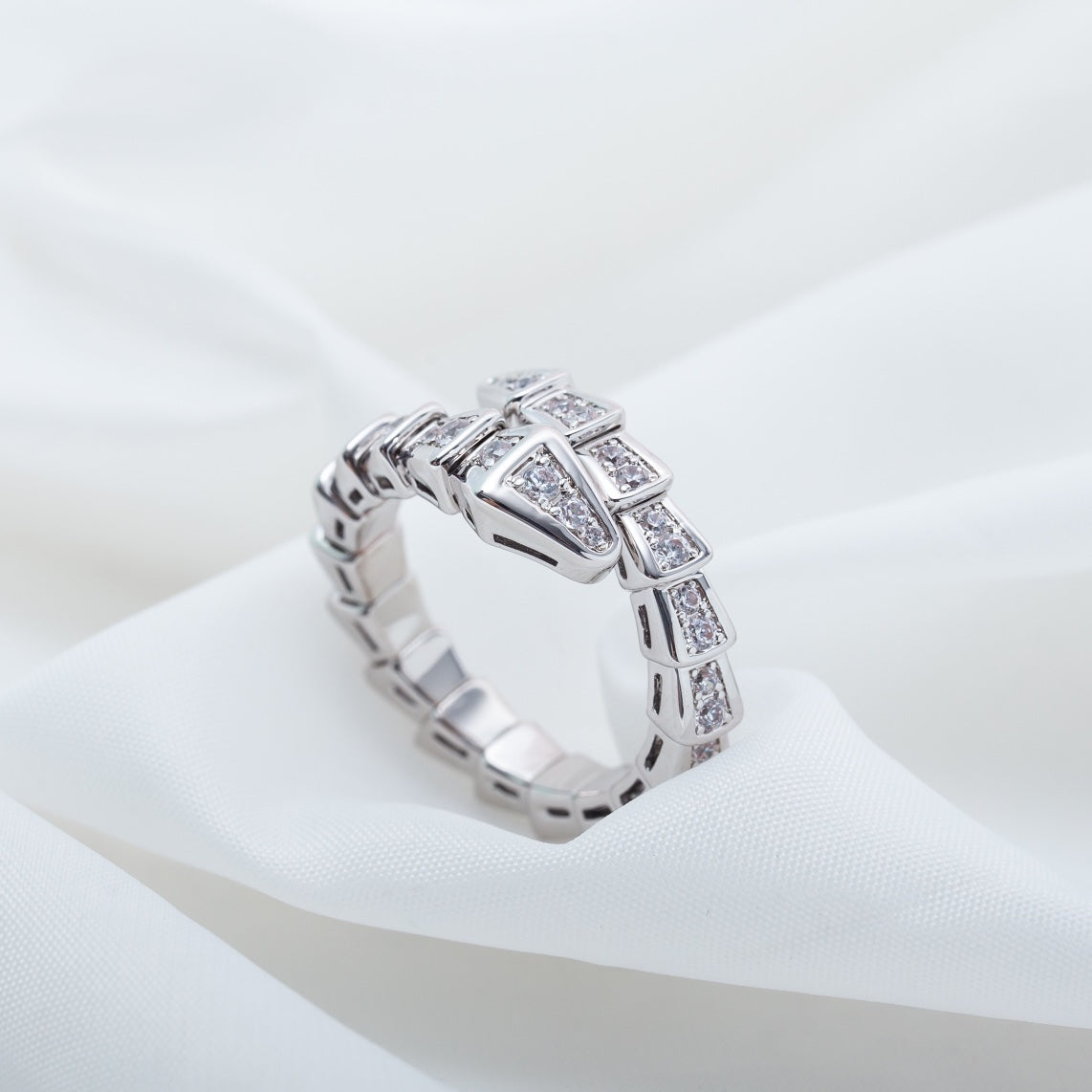 [✨ROSE✨]SERPENTI RING SILVER DIAMOND PAVED 4MM