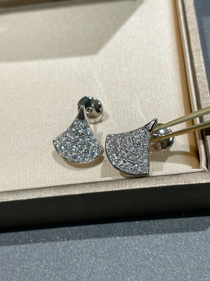 [✨ROSE✨]DREAM STUD EARRINGS DIAMOND