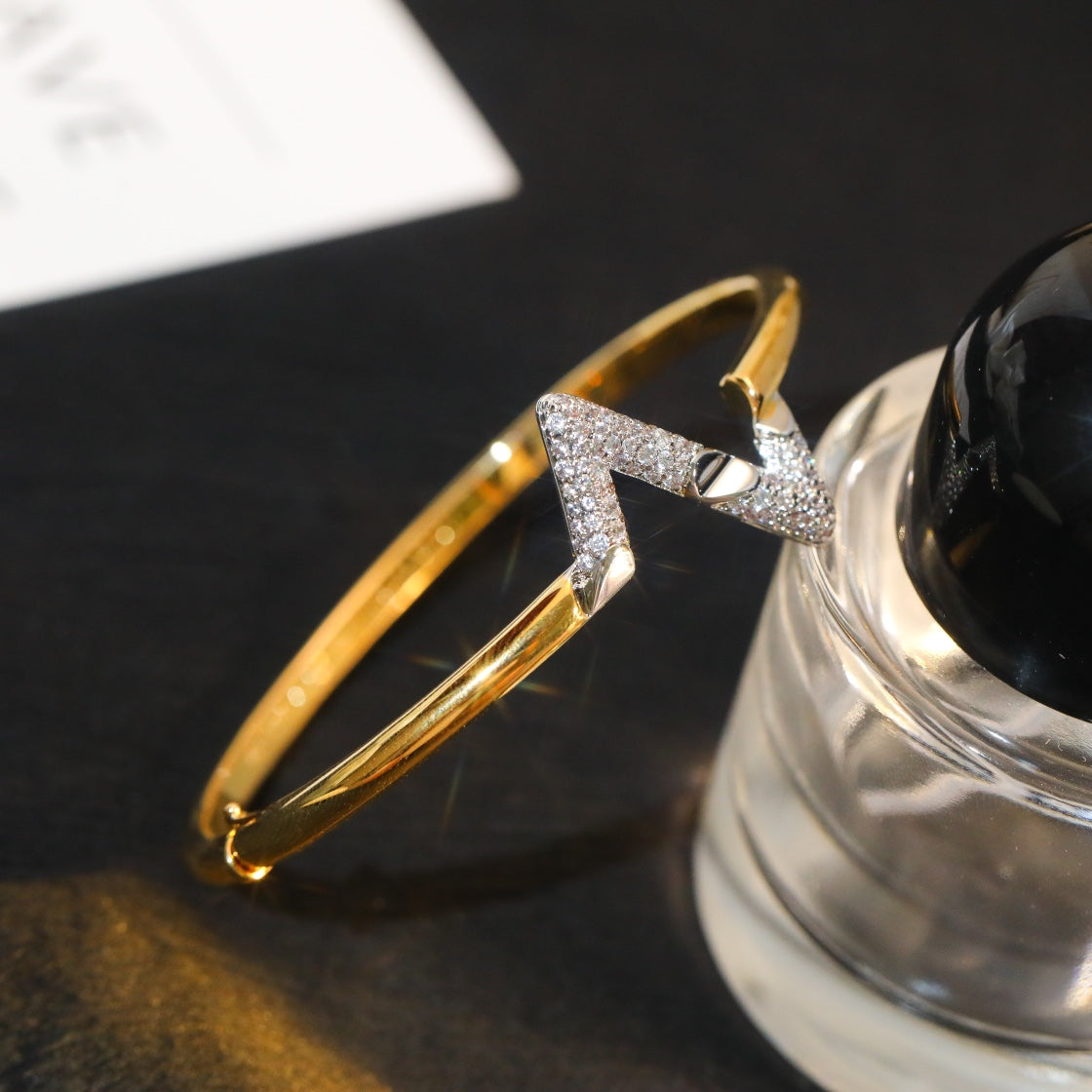[✨ROSE✨]VOLTE UPSITE DOWN GOLD DIAMOND BRACELET