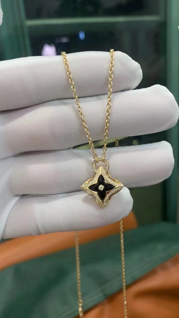 [✨ROSE✨]STAR PEDANT PINK GOLD DIAMOND NECKLACE