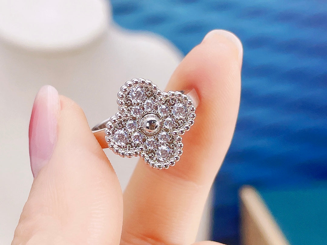 [✨ROSE✨]CLOVER DIAMOND RING