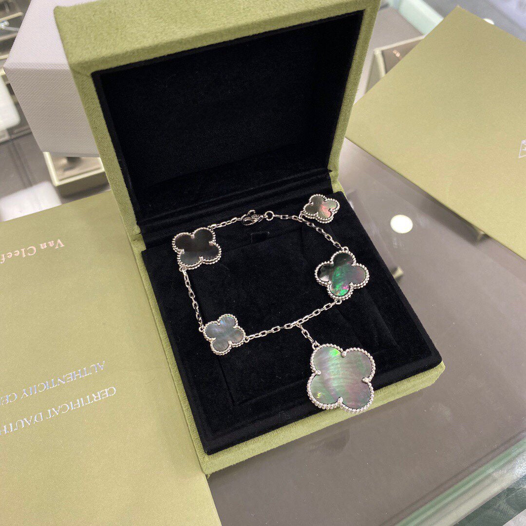 [✨ROSE✨]CLOVER 5 MOTIFS SIVLER DARK MOP BRACELET