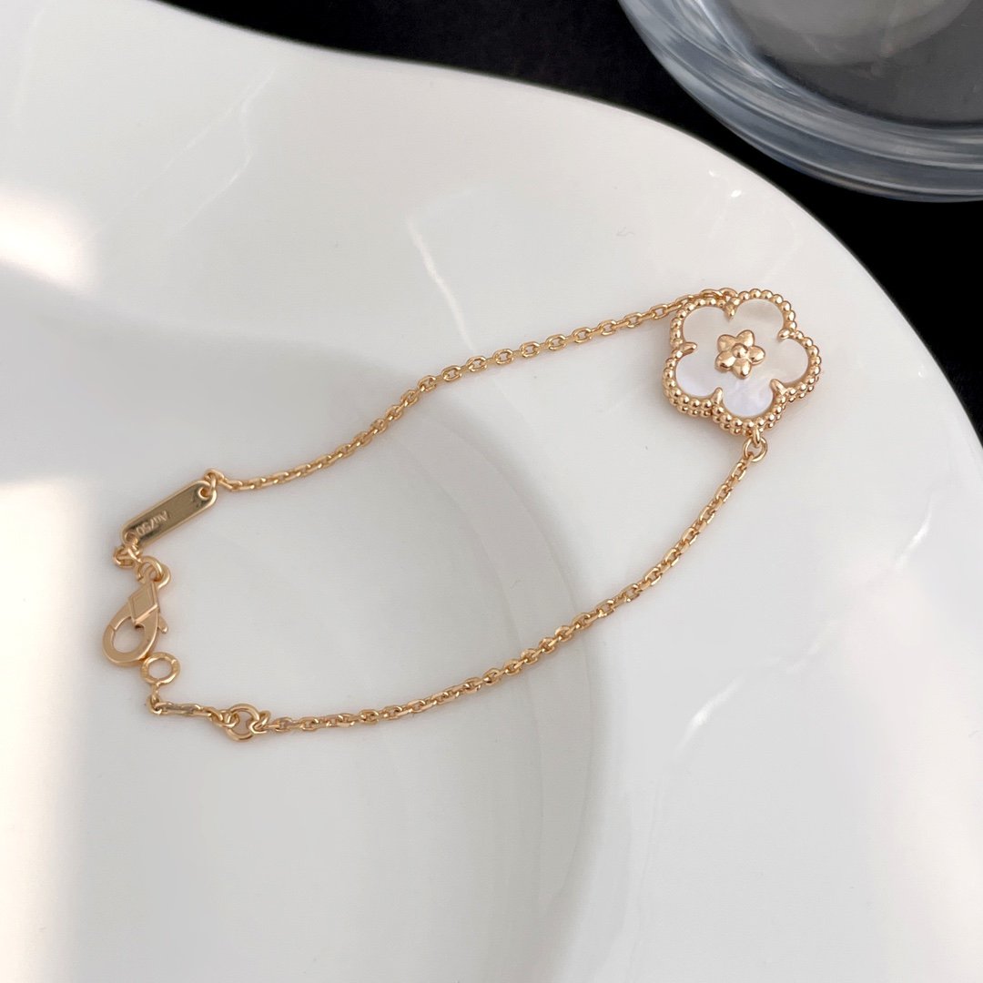[✨ROSE✨]LUCKY SPRING ROSE GOLD MOP BRACELET