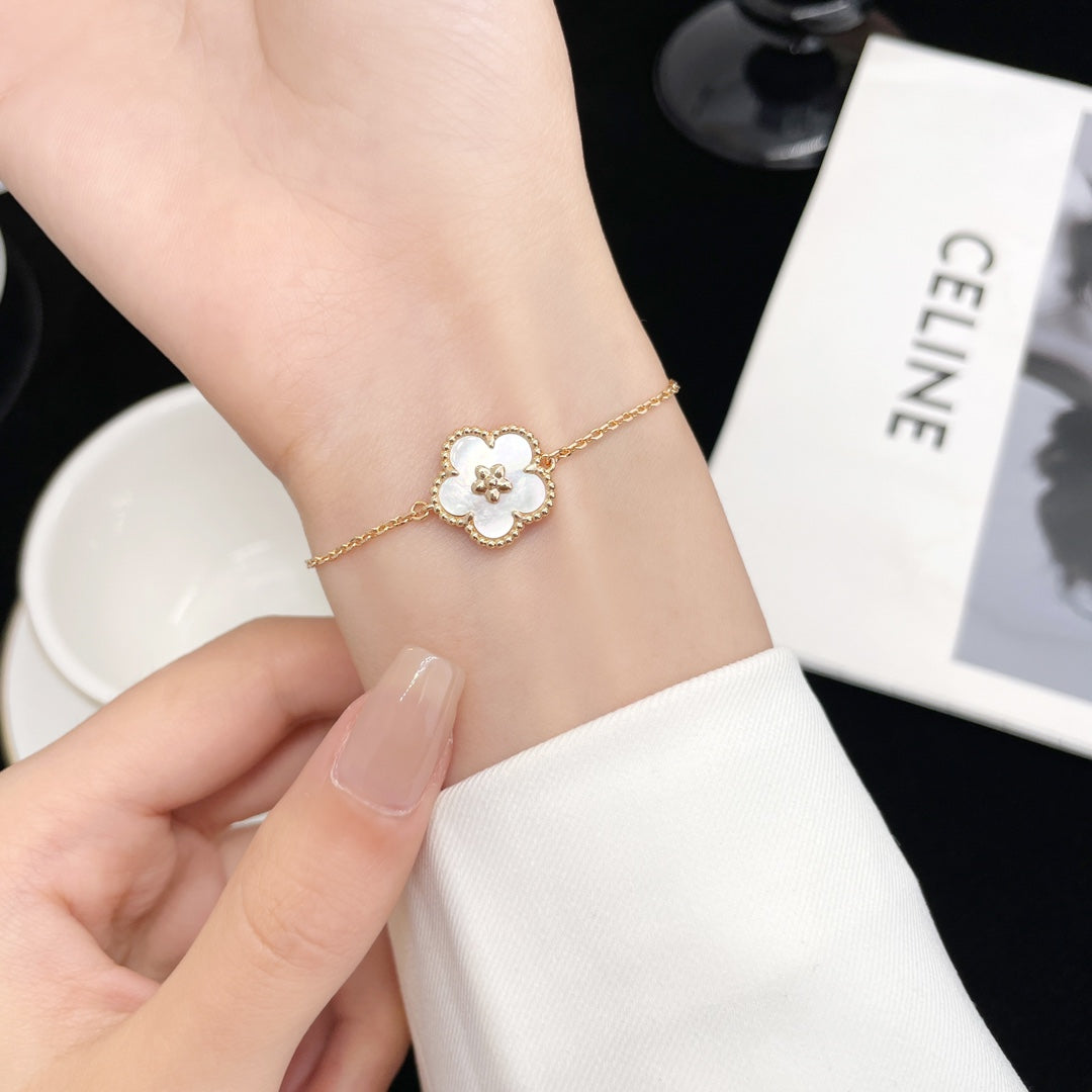 [✨ROSE✨]LUCKY SPRING ROSE GOLD MOP BRACELET