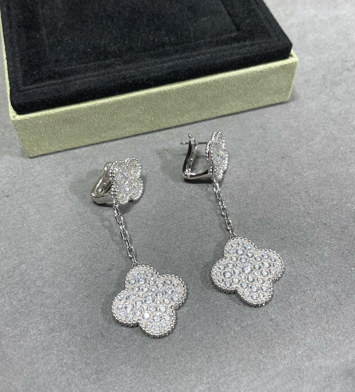 [✨ROSE✨]CLOVER 2 MOTIFS DIAMOND PAVED SILVER EARRINGS