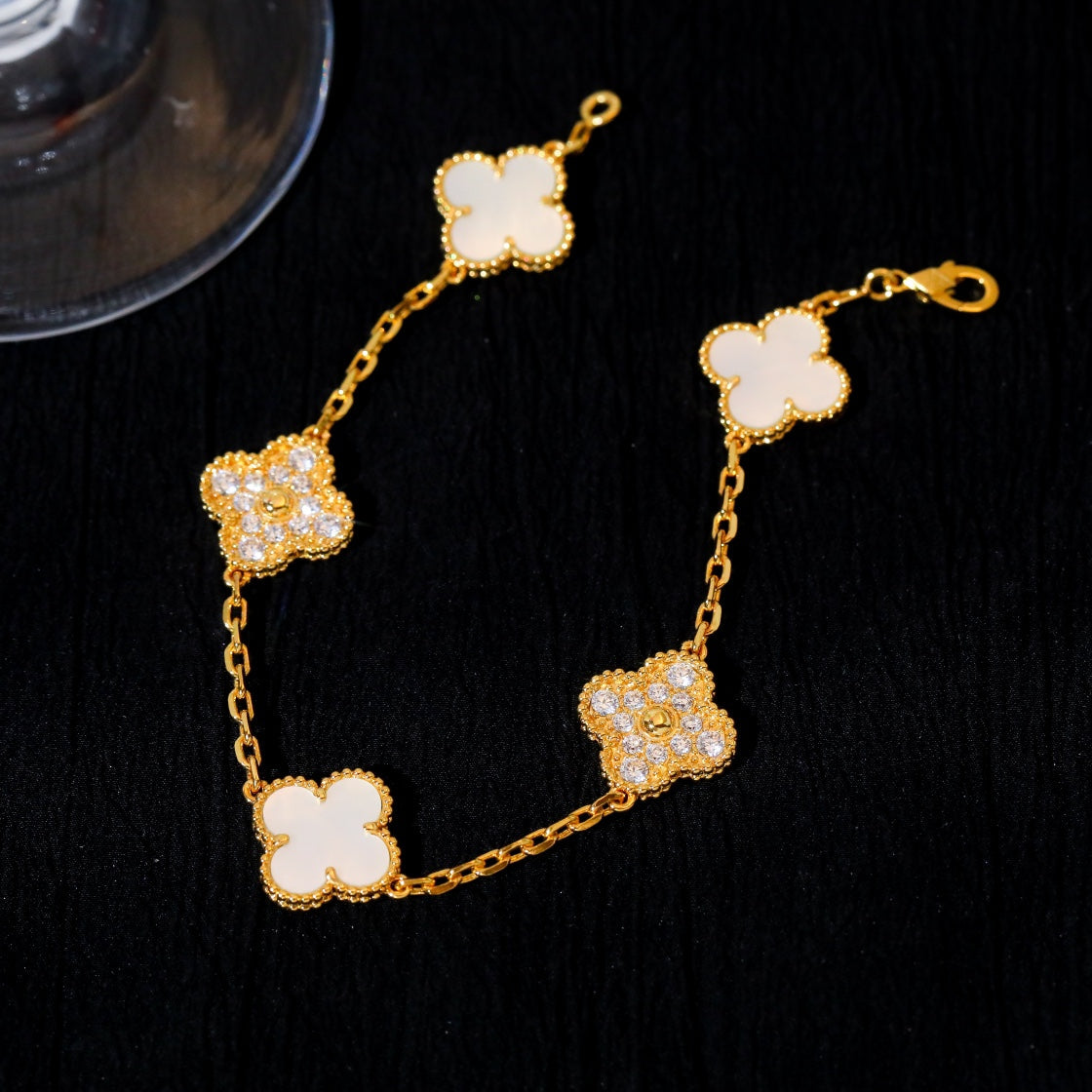 [✨ROSE✨]CLOVER BRACELET 5 MOTIF WHITE MOP DIAMOND