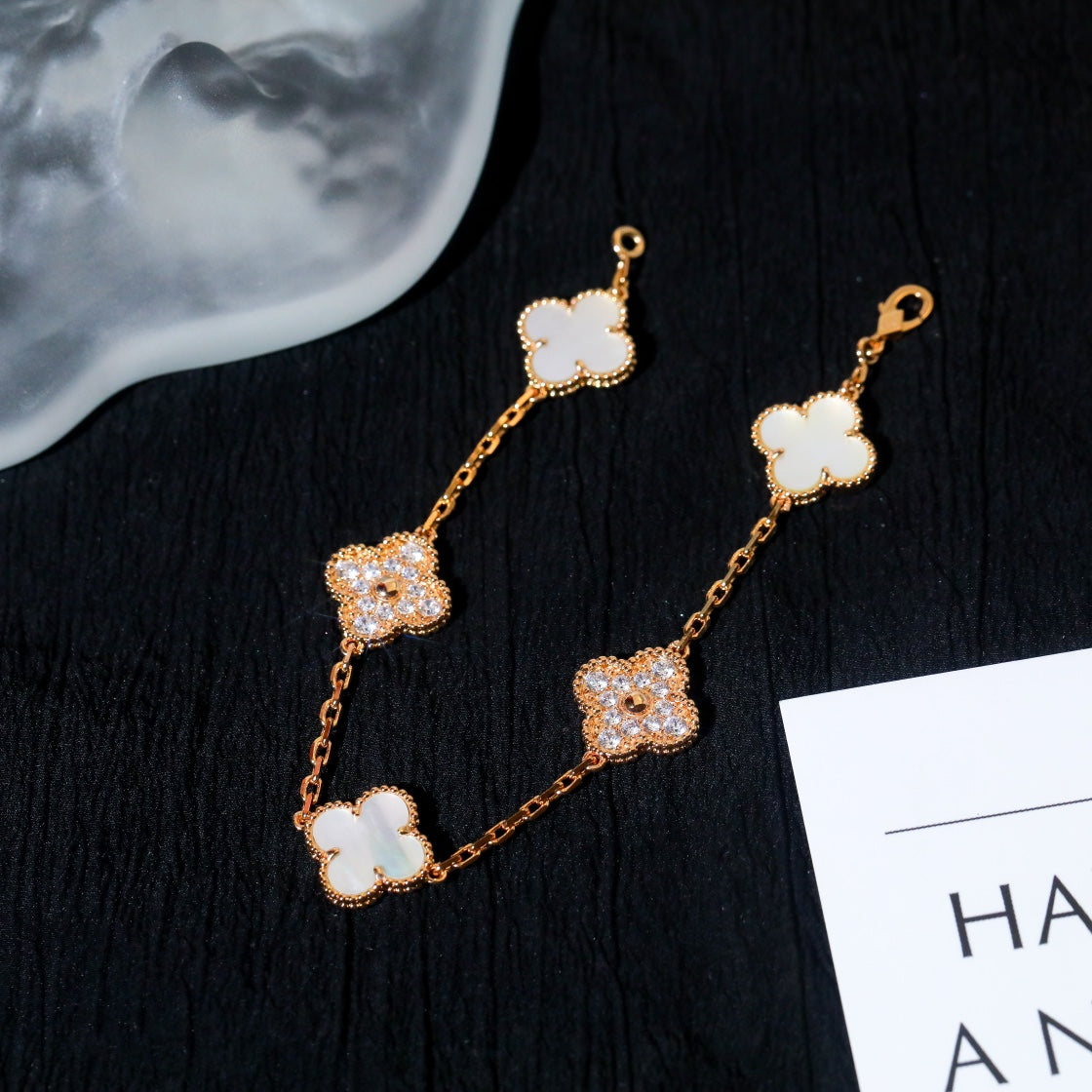 [✨ROSE✨]CLOVER BRACELET 5 MOTIF WHITE MOP DIAMOND