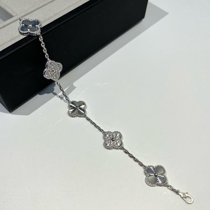 [✨ROSE✨]CLOVER 5 MOTIF SILVER DIAMOND BRACELET