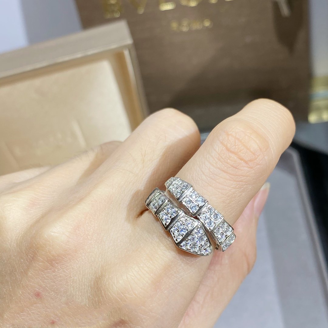 [✨ROSE✨]SERPENTI RING SILVER DIAMOND PAVED