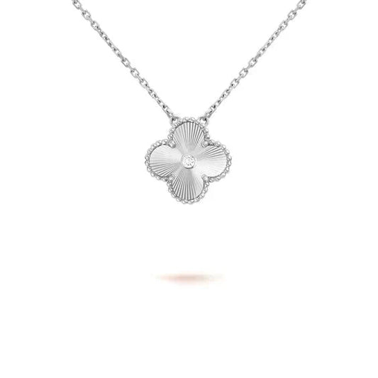 [✨ROSE✨]CLOVER  15MM DIAMOND LASER NECKLACE SILVER