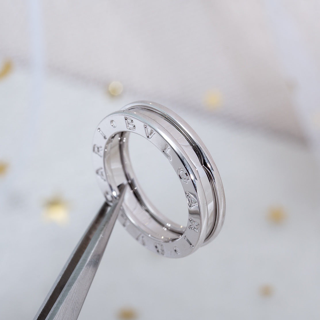 [✨ROSE✨]BV SINGLE BAND FIVE DIAMOND RING