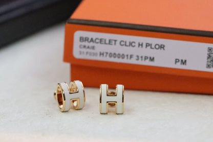 [✨ROSE✨]MINI POP H GOLD EARRINGS WHITE