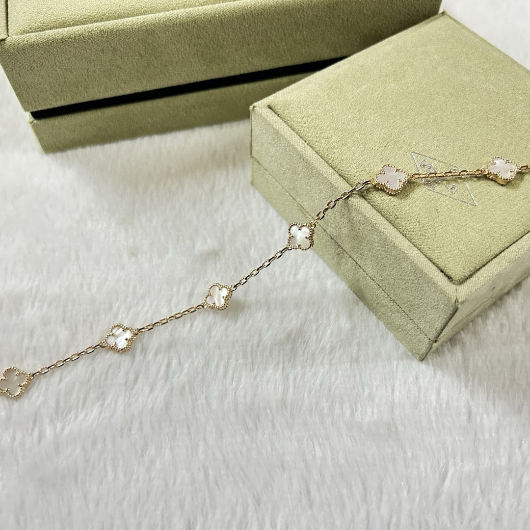 [✨ROSE✨]CLOVER 6 MOTIF WHITE MOP BRACELET