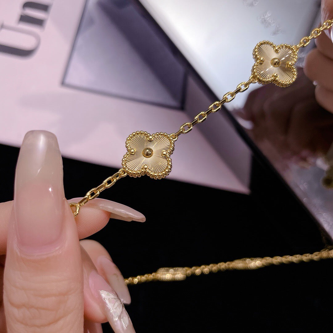 [✨ROSE✨]CLOVER 10 MOTIFS LASER NECKLACE