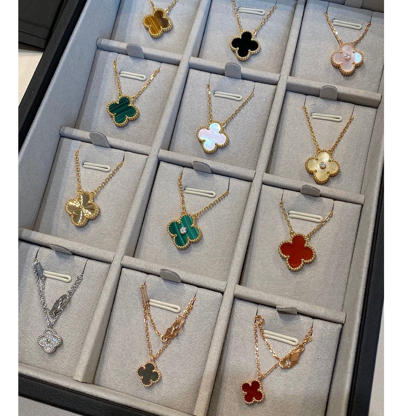[✨ROSE✨]CLOVER 15MM MALACHITE SINGLE FLOWER  NECKLACE