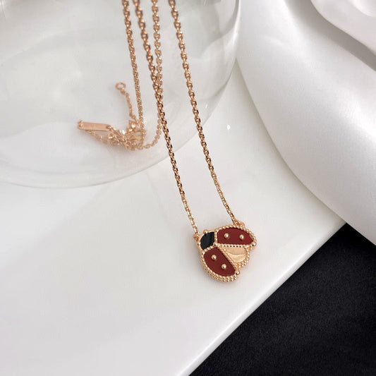 [✨ROSE✨]LUCKY  CARNELIANS LADYBUG NECKLACE
