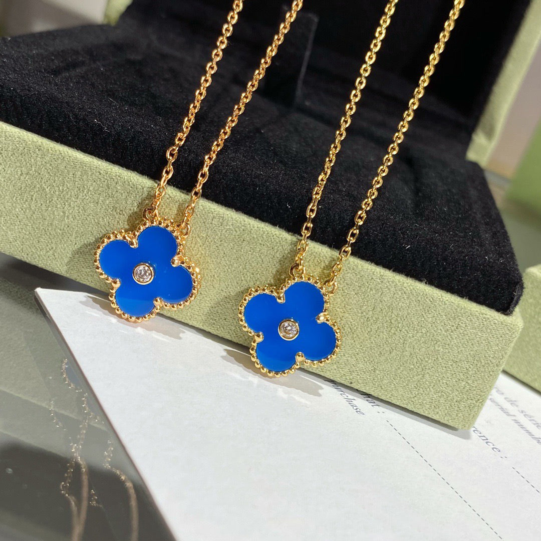 [✨ROSE✨]CLOVER 15MM DIAMOND AND BLUE AGATE NECKLACE