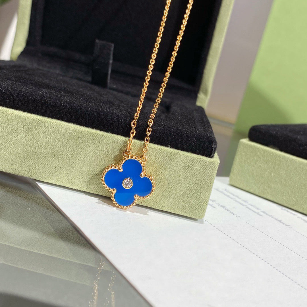 [✨ROSE✨]CLOVER 15MM DIAMOND AND BLUE AGATE NECKLACE