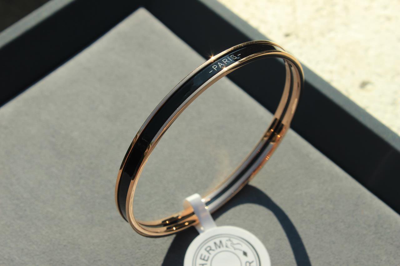 [✨ROSE✨]HM UNI BANGLE BAG