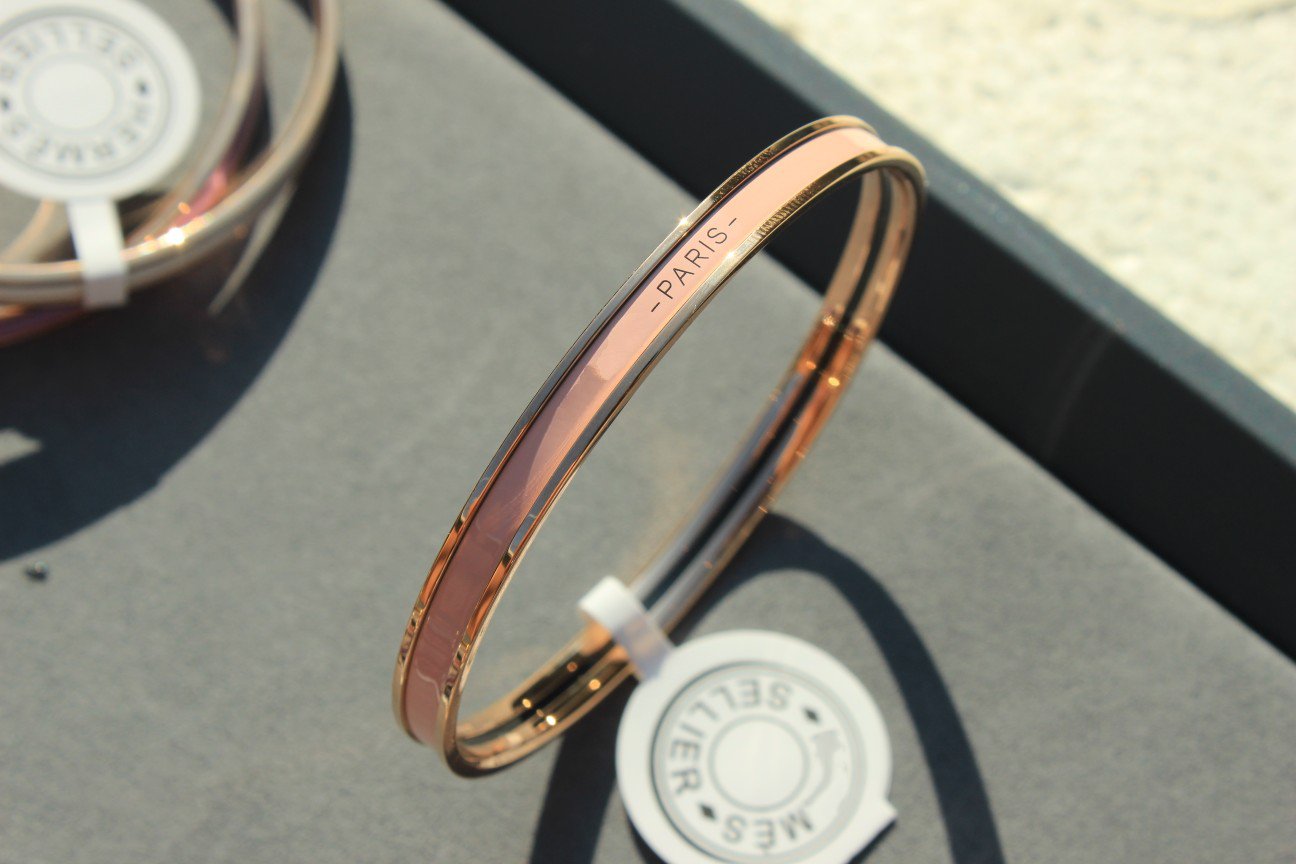 [✨ROSE✨]HM UNI BANGLE BAG