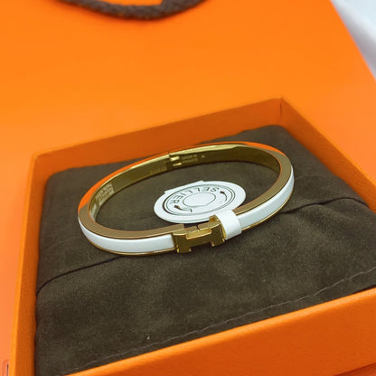 [✨ROSE✨]CLASSIC HM CLIC WHITE 8MM ENAMEL BRACELET