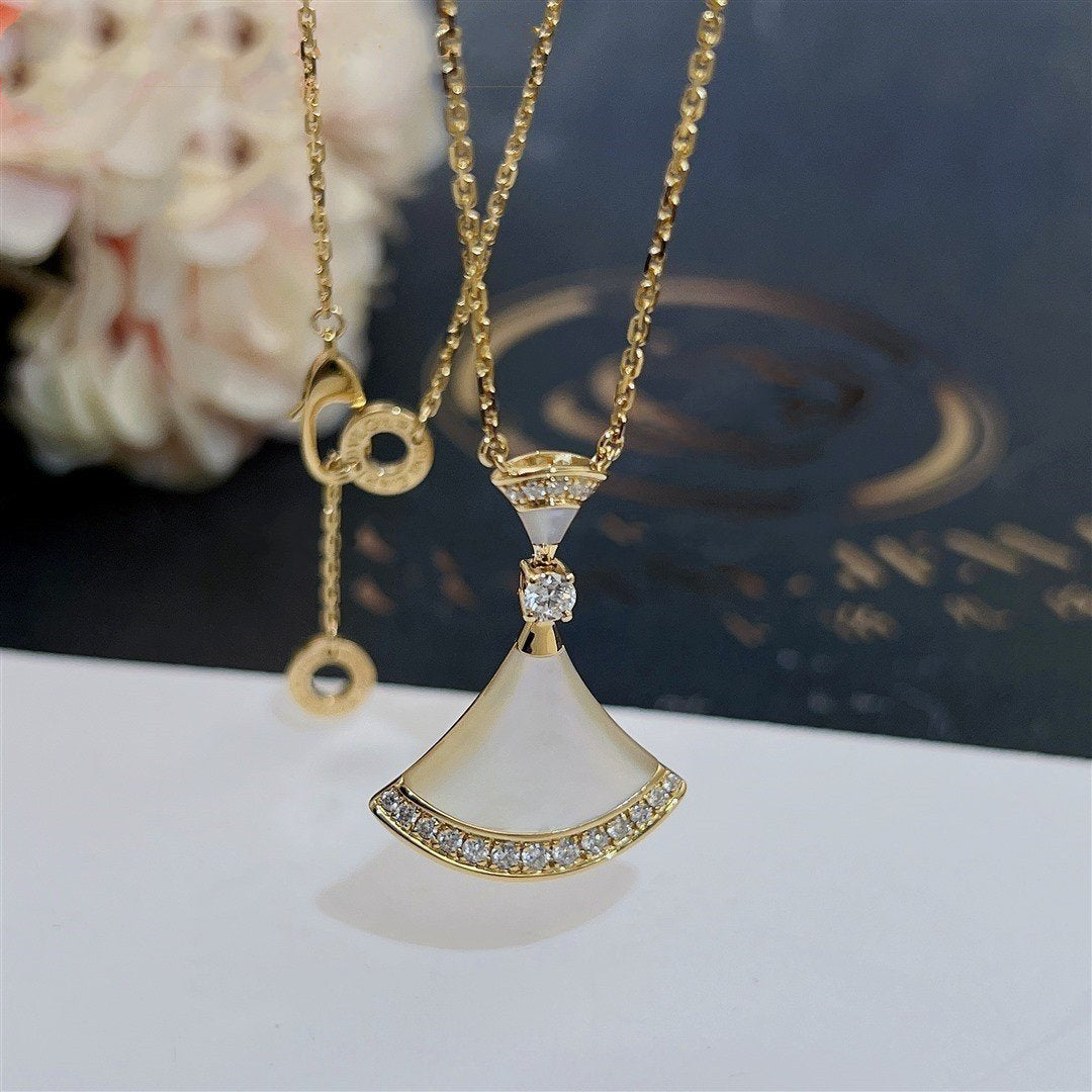 [✨ROSE✨]DREAM NECKLACE MOP GOLD DIAMOND