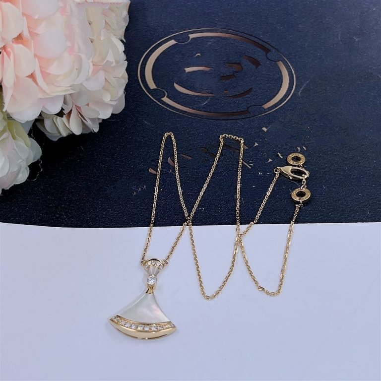 [✨ROSE✨]DREAM NECKLACE MOP GOLD DIAMOND