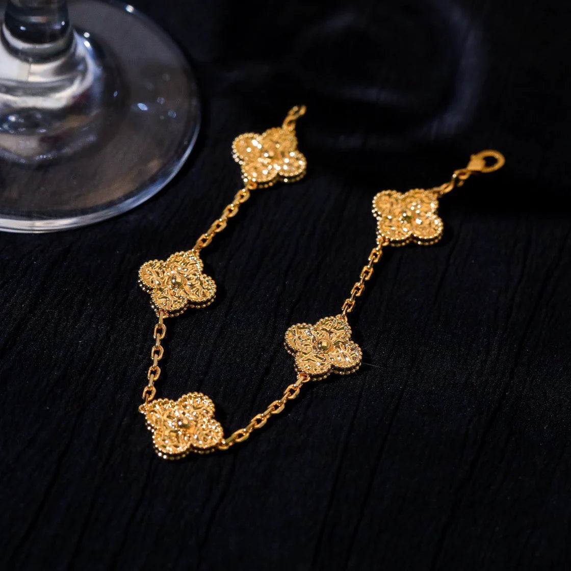 [✨ROSE✨]CLOVER 5 MOTIFS BRONZING BRACELET