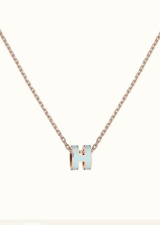 [✨ROSE✨]POP H LIGHT BLUE NECKLACE