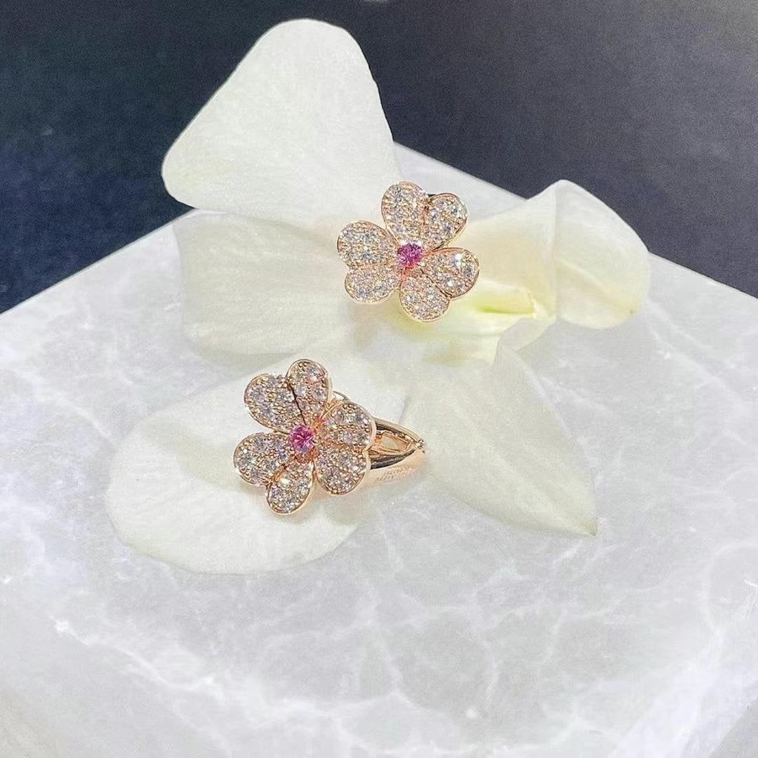 [✨ROSE✨]FRIVOLE PINK GOLD FLOWER DIAMOND EARRINGS