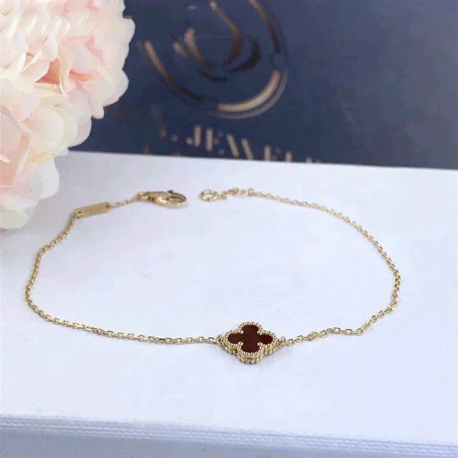 [✨ROSE✨]CLOVER  CARNELIAN SINGLE FLOWER BRACELET