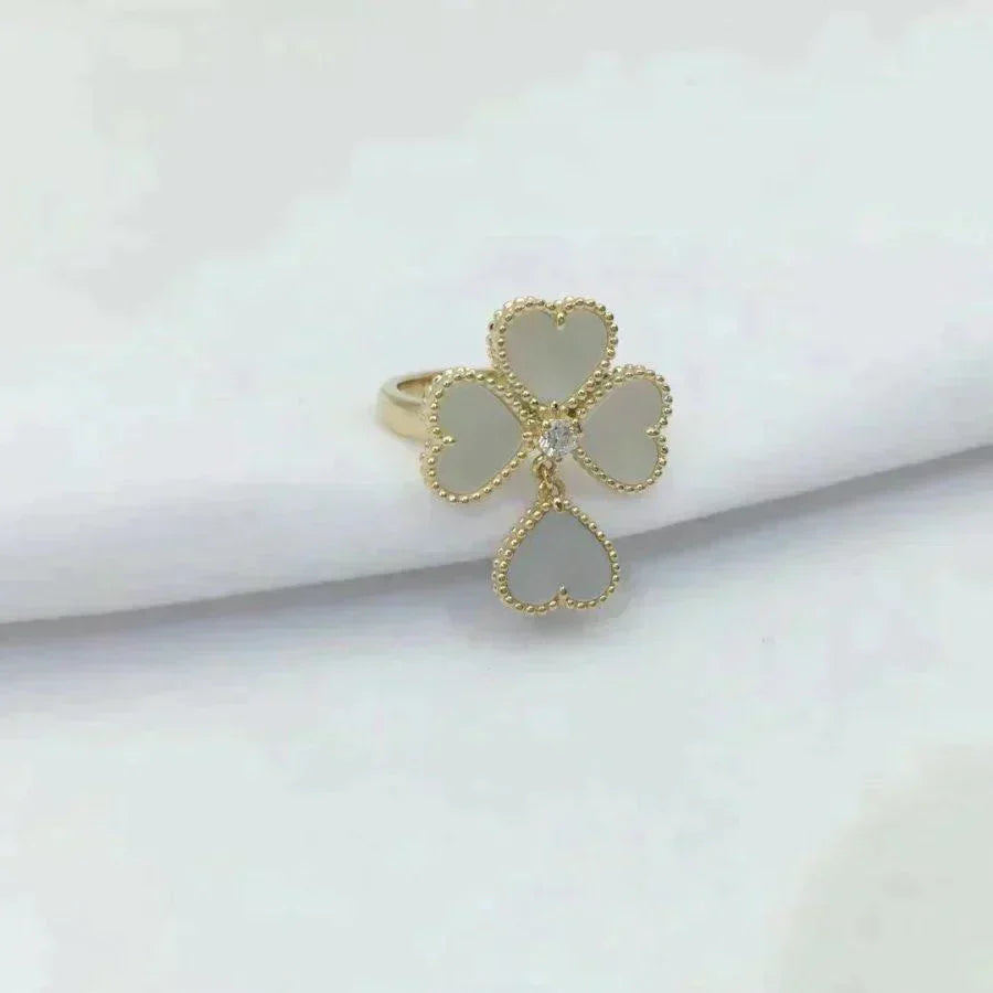 [✨ROSE✨]SWEET CLOVER WHITE MOP RING