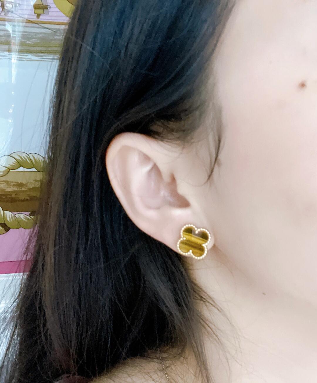 [✨ROSE✨]CLOVER MEDIUM 1 MOTIFS TIGER'S EYE EARRINGS